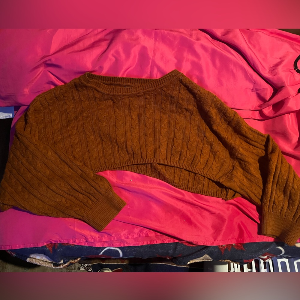 FASION NOVA Orange Sweater Crop Top